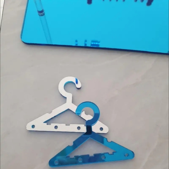 - Acrylic Creative Earring Display Stand - Blue - Picture 5 of 10